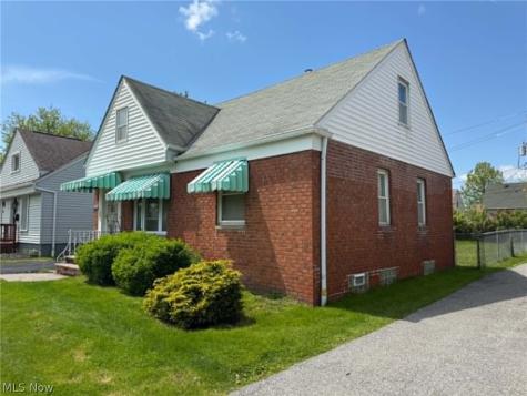 4076 E 187th Street Cleveland OH 44122