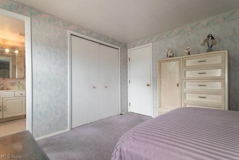 23921 Harms Road Richmond Heights OH 44143