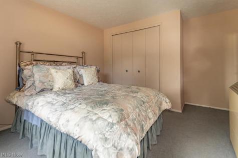 23921 Harms Road Richmond Heights OH 44143