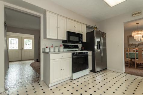 23921 Harms Road Richmond Heights OH 44143