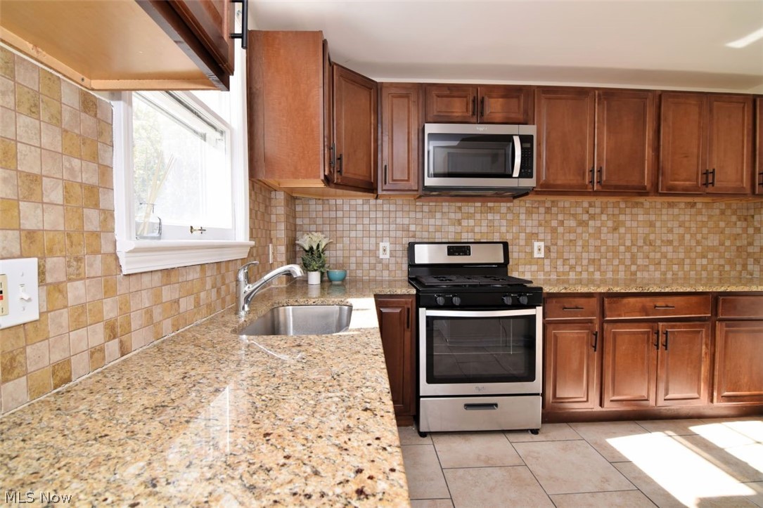 2423 Eaton Road University Heights OH 44118