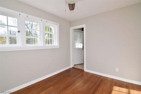 2423 Eaton Road University Heights OH 44118