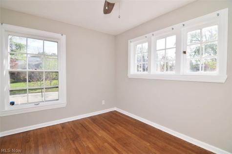 2423 Eaton Road University Heights OH 44118