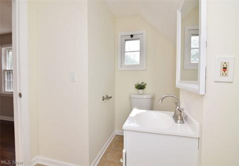 2423 Eaton Road University Heights OH 44118