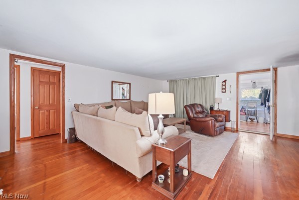 779 E Liberty Street Hubbard OH 44425