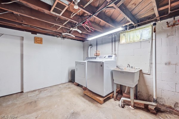 779 E Liberty Street Hubbard OH 44425