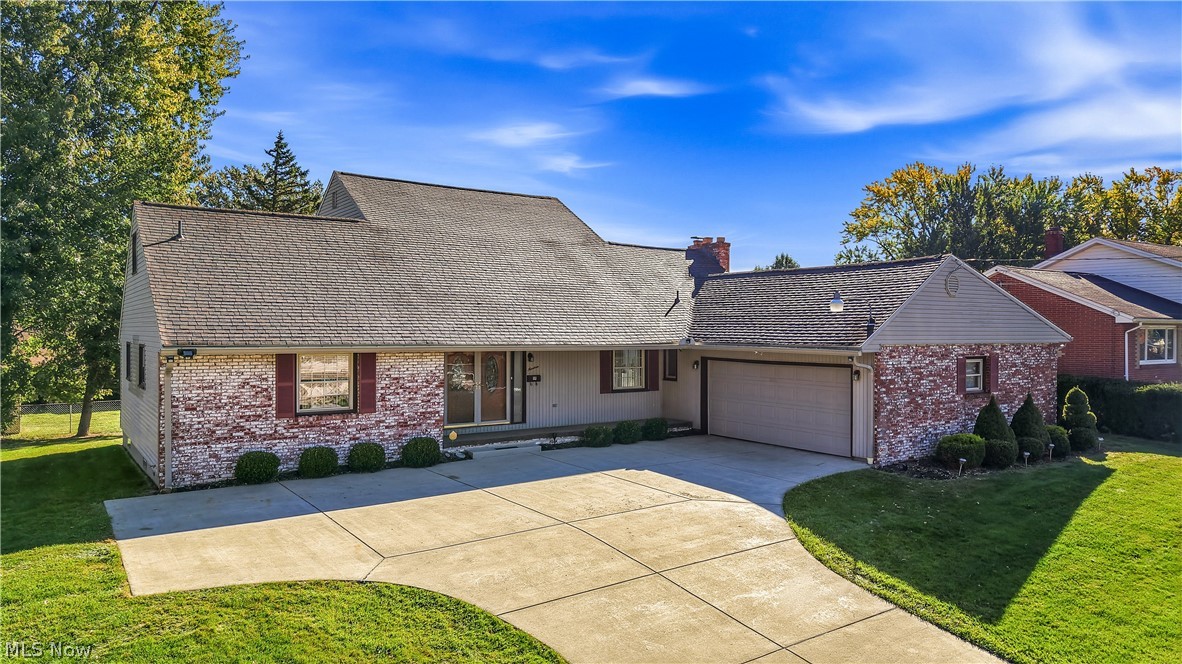 19 Homestead Place Campbell OH 44405