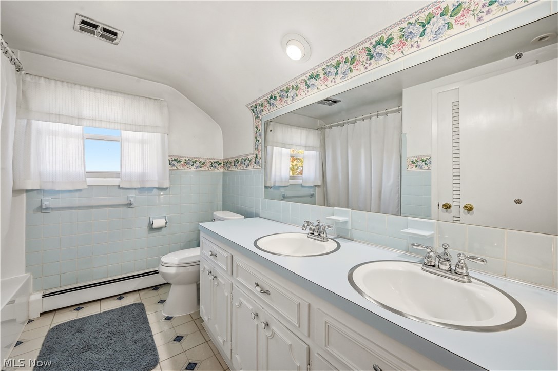19 Homestead Place Campbell OH 44405