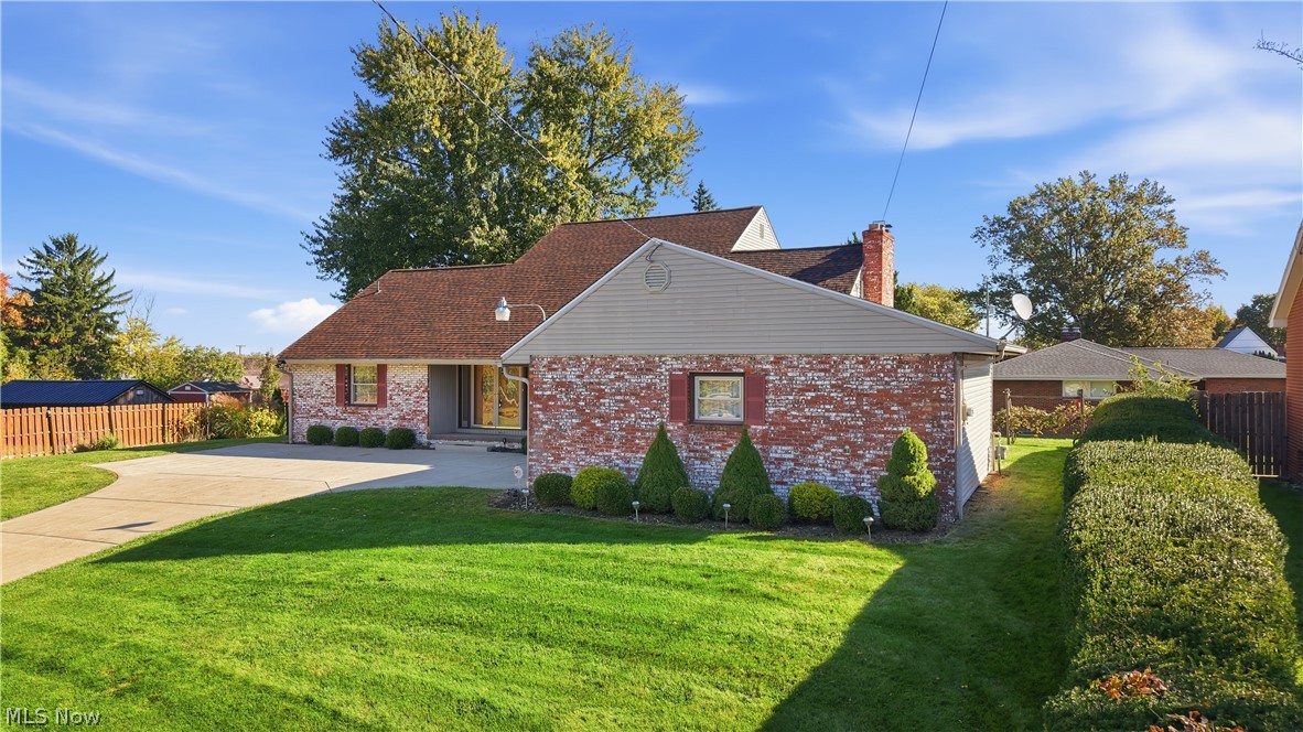 19 Homestead Place Campbell OH 44405