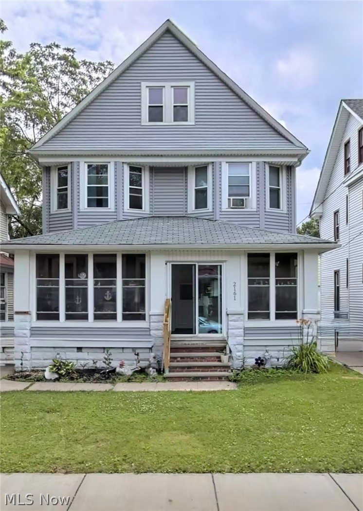 2161 W 101st Street Cleveland OH 44102