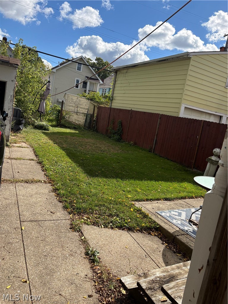 2161 W 101st Street Cleveland OH 44102