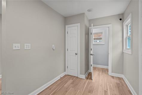 3693 Silsby Road University Heights OH 44118
