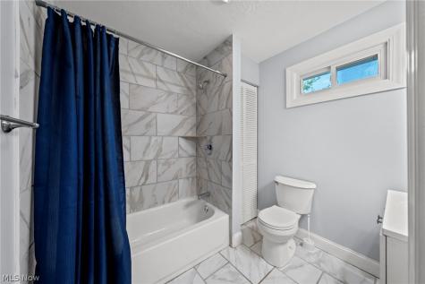 3693 Silsby Road University Heights OH 44118