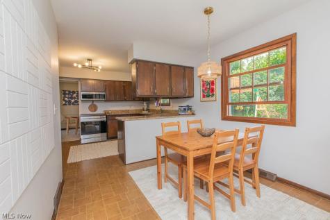 209 James Circle Avon Lake OH 44012