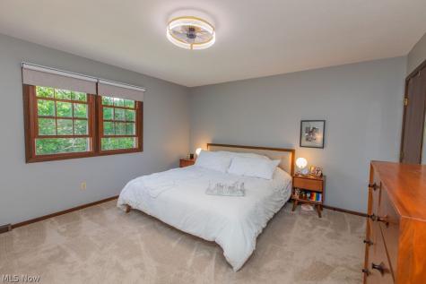 209 James Circle Avon Lake OH 44012