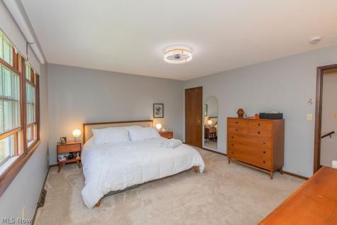 209 James Circle Avon Lake OH 44012