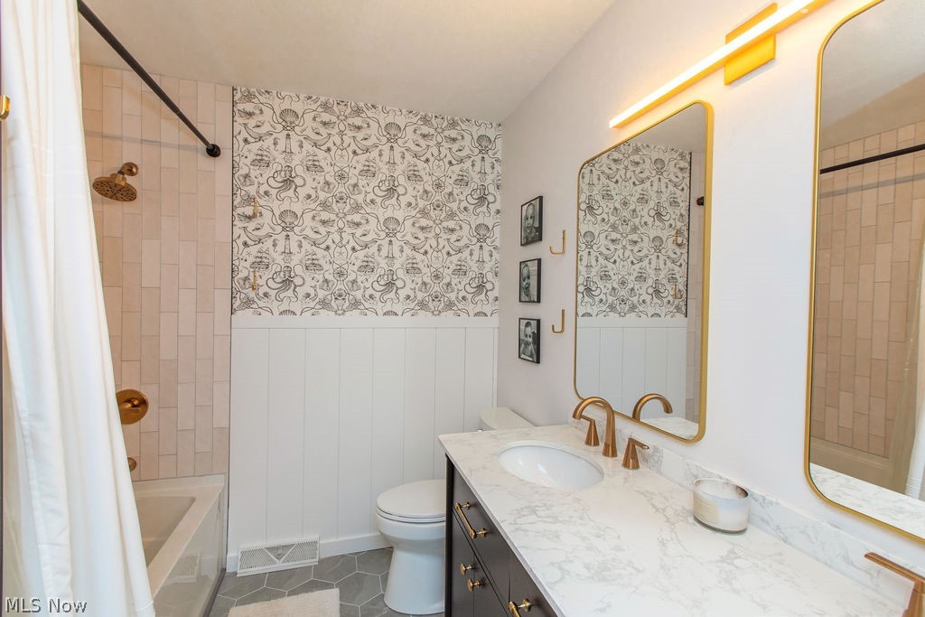 209 James Circle Avon Lake OH 44012