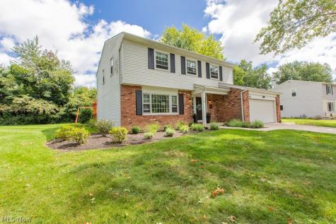 209 James Circle Avon Lake OH 44012