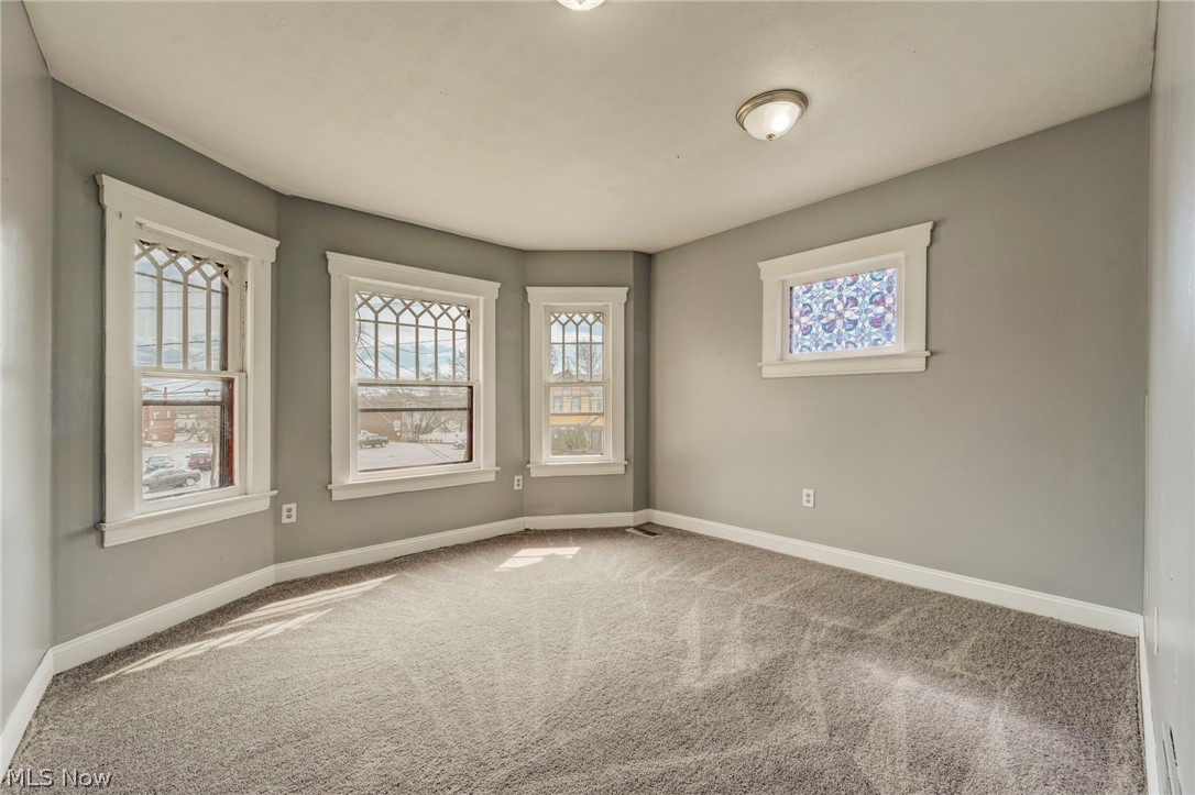4432 Pearl Road Cleveland OH 44109