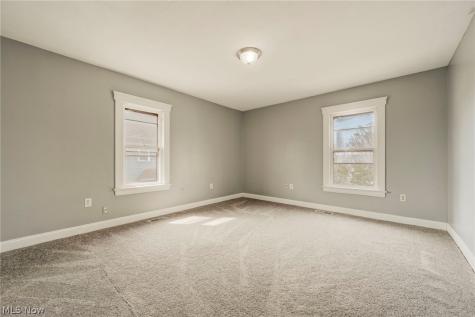 4432 Pearl Road Cleveland OH 44109
