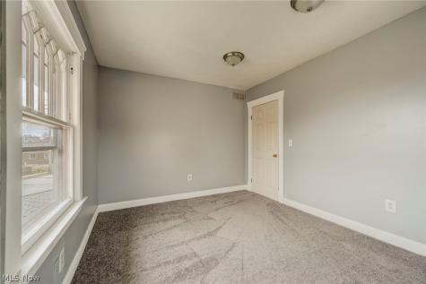 4432 Pearl Road Cleveland OH 44109