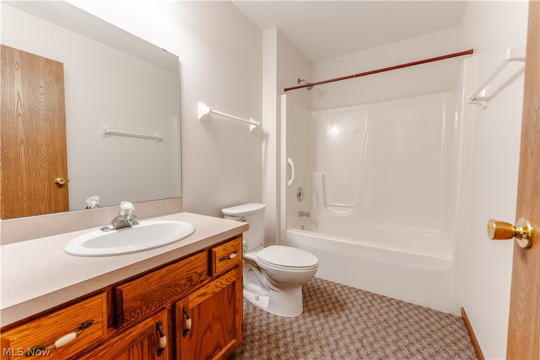 294 Apple Ridge Drive Apple Creek OH 44606