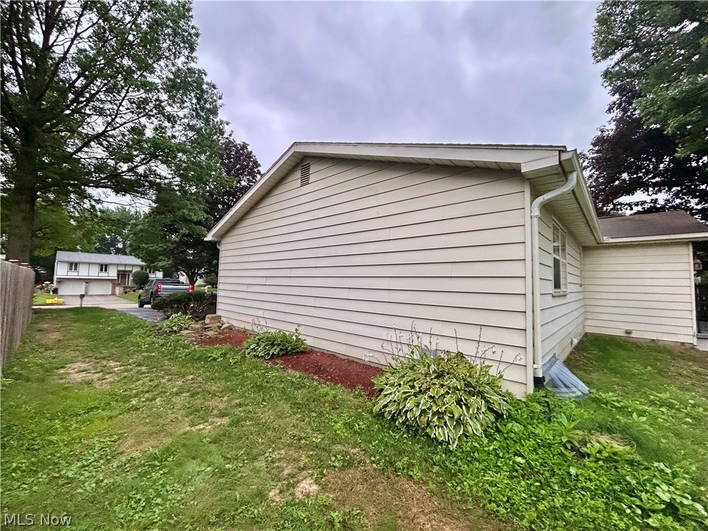 106 Stoney Creek Court Boardman OH 44512