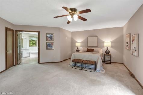 30536 Mallard Cove Westlake OH 44145