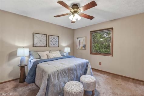 30536 Mallard Cove Westlake OH 44145
