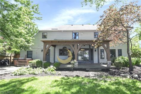 30536 Mallard Cove Westlake OH 44145