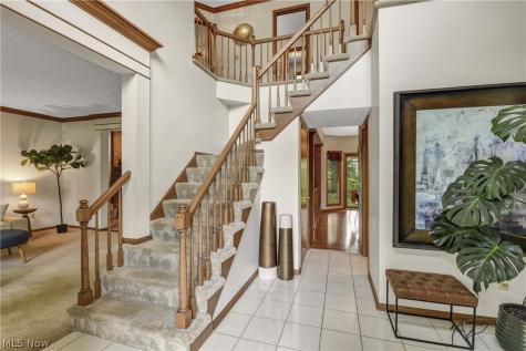 30536 Mallard Cove Westlake OH 44145