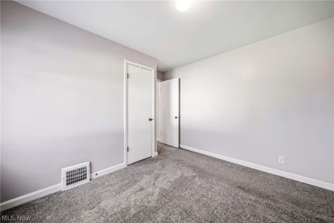 1310 E Miner Road Mayfield Heights OH 44124