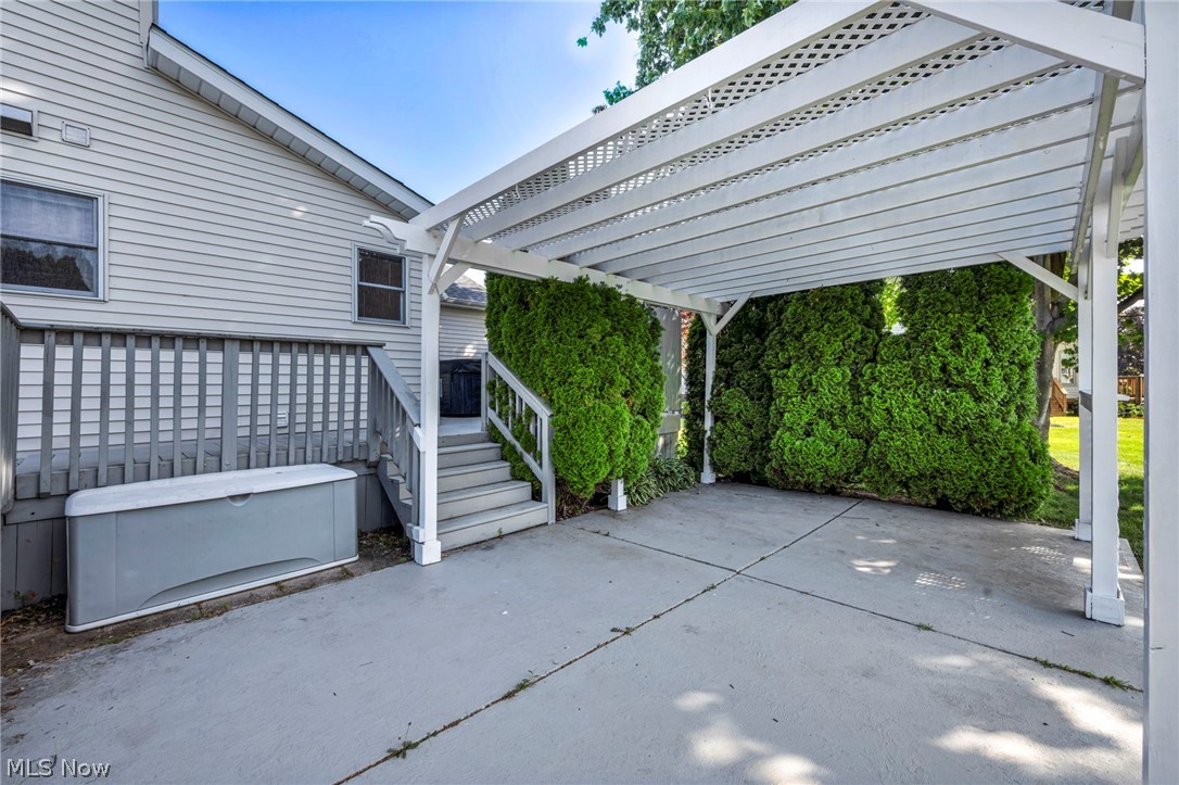 9454 Deer Hollow Drive Mentor OH 44060