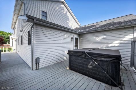 9454 Deer Hollow Drive Mentor OH 44060