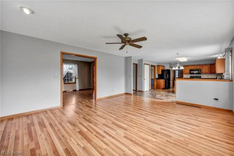 9454 Deer Hollow Drive Mentor OH 44060