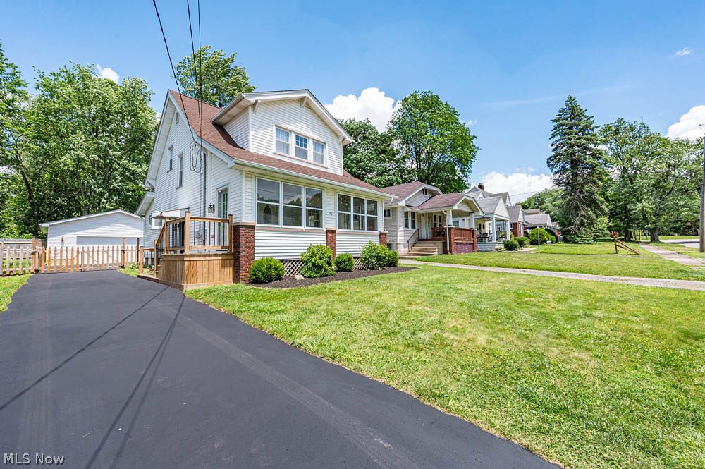 176 Maple Drive Youngstown OH 44512