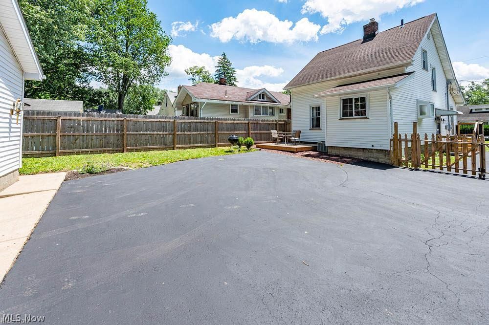 176 Maple Drive Youngstown OH 44512