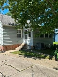 891 Roland Road Lyndhurst OH 44124