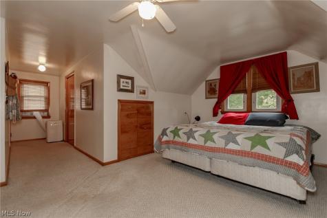 891 Roland Road Lyndhurst OH 44124