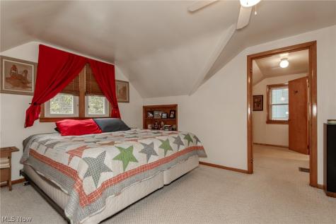 891 Roland Road Lyndhurst OH 44124