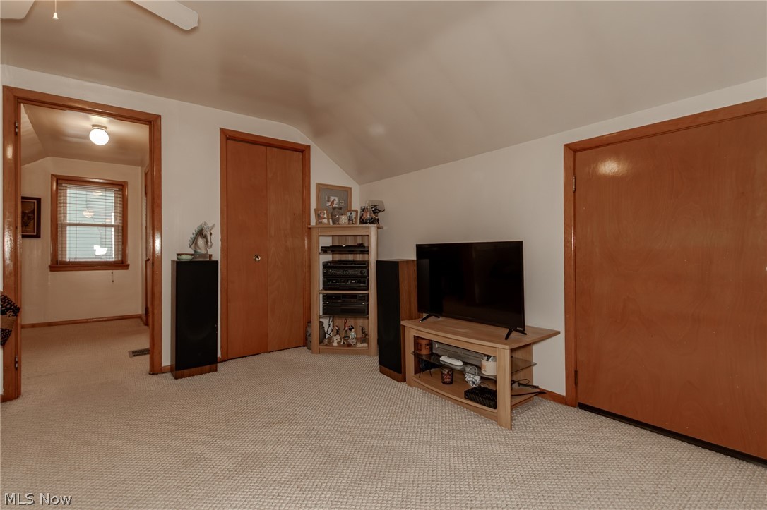 891 Roland Road Lyndhurst OH 44124