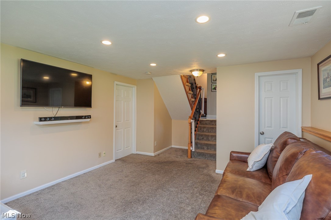 6472 Lafayette Drive Mentor OH 44060