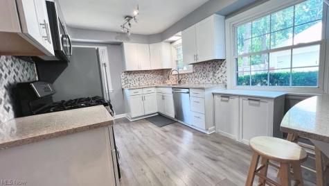 3973 Meadowbrook Boulevard University Heights OH 44118