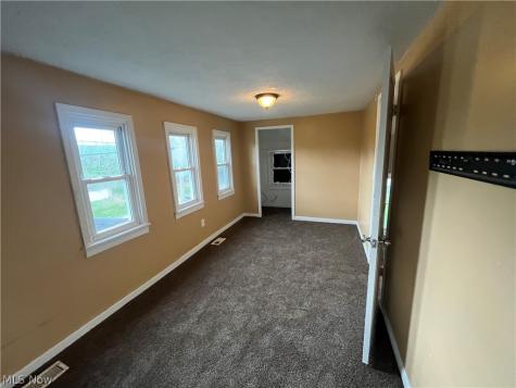 1270 Welsh Avenue Akron OH 44314