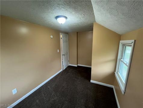 1270 Welsh Avenue Akron OH 44314