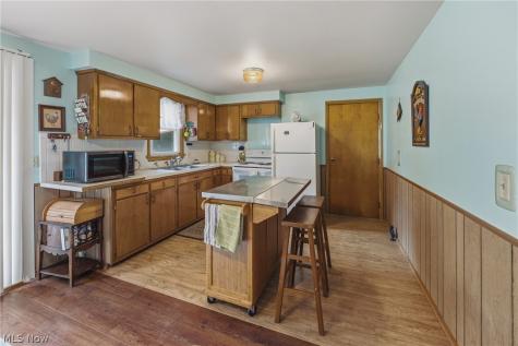 547 W Texas Avenue Sebring OH 44672