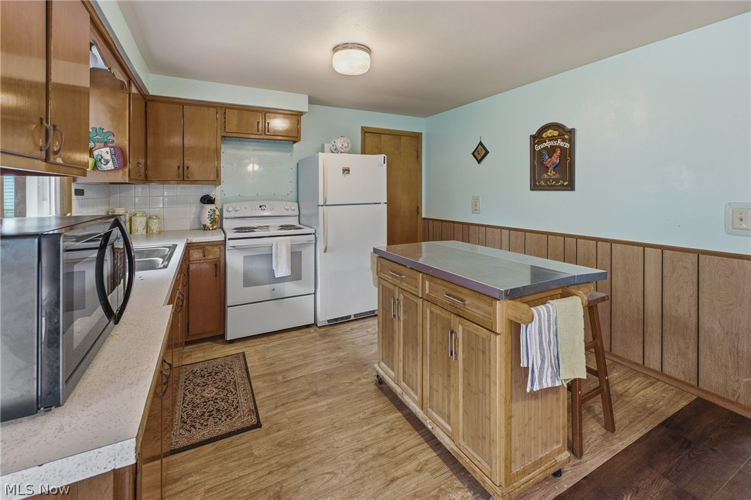 547 W Texas Avenue Sebring OH 44672