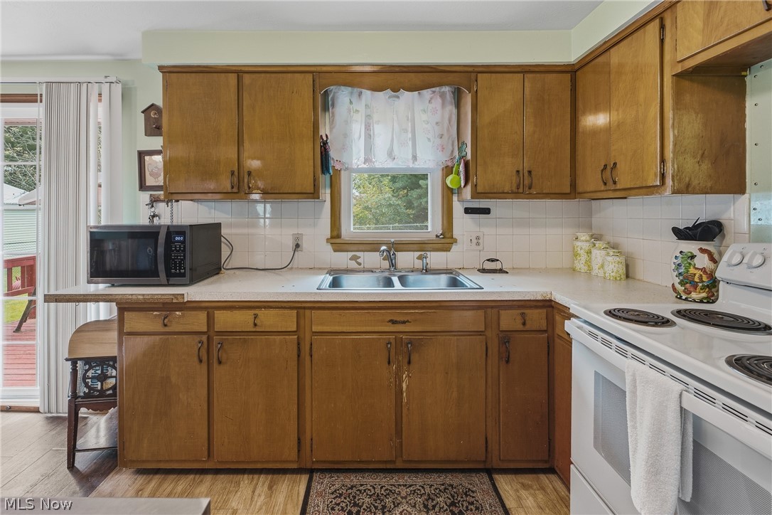 547 W Texas Avenue Sebring OH 44672