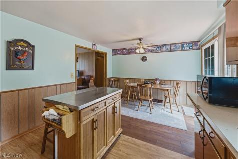 547 W Texas Avenue Sebring OH 44672