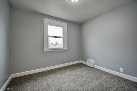 1379 Maryland Avenue SW Canton OH 44710